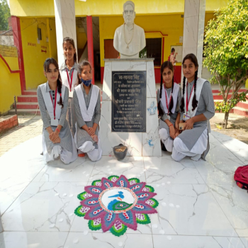 Arts and Crafts  Program