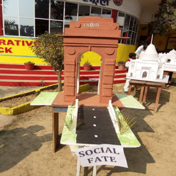 Arts and Crafts  Program